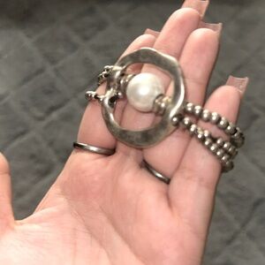 Uno de 50 A Pearl of Wisdom Bracelet